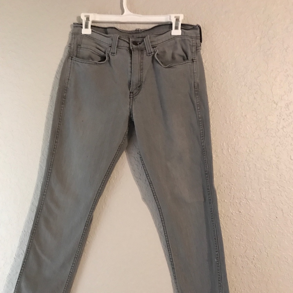 DONATING 👨🏼 men’s grey jeans